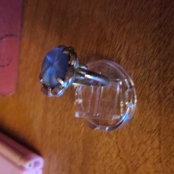 Sarah Cov. Signed & Stamped Vintage Ring Sarah Coventry Blue Oval Ring - Picture 12 of 17